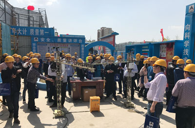 龍信建設(shè)公司龍信美好金苑現(xiàn)場(chǎng)觀摩
