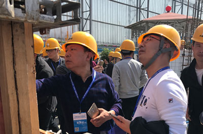 龍信建設(shè)公司龍信美好金苑現(xiàn)場(chǎng)觀摩